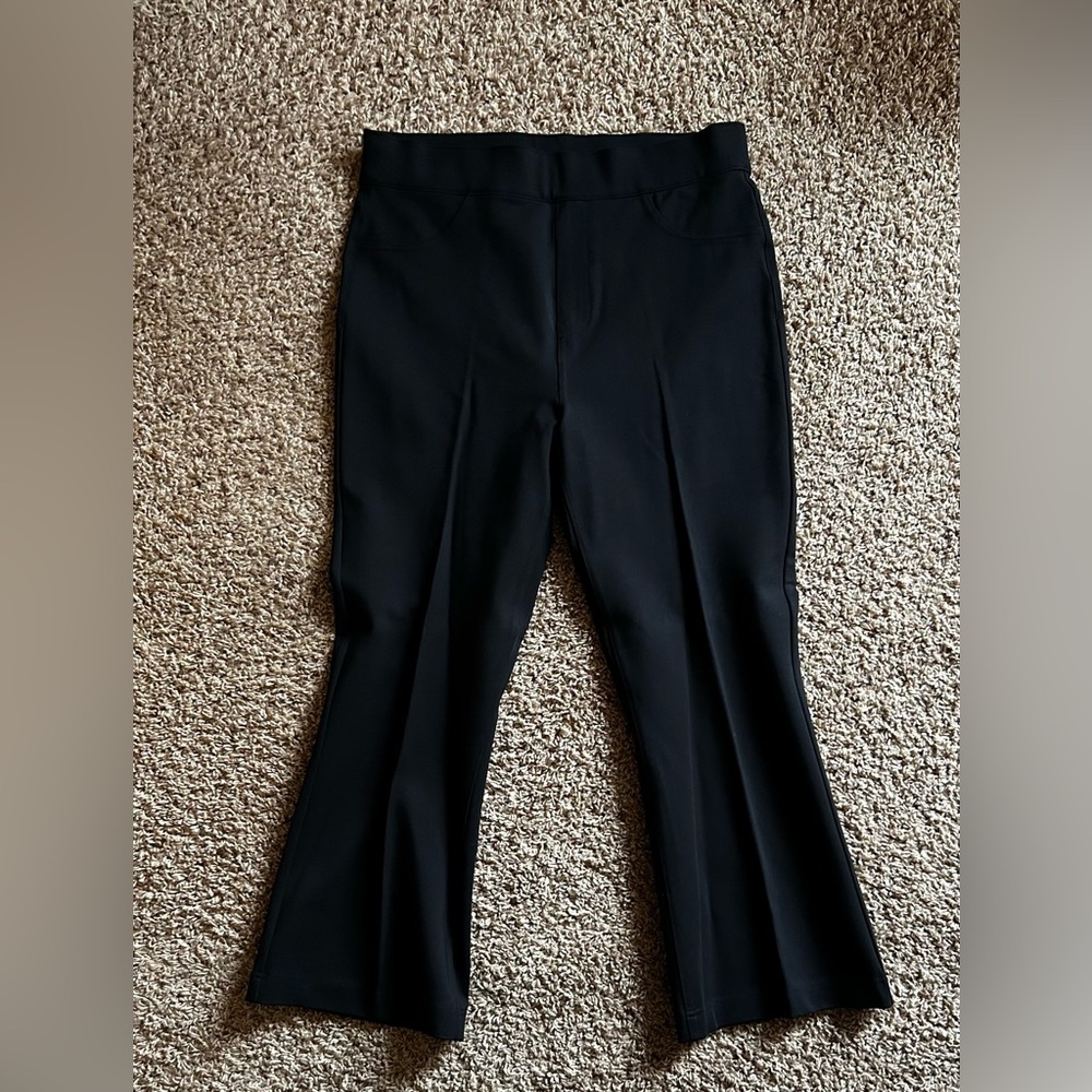 Spanx Black cropped tummy control pants